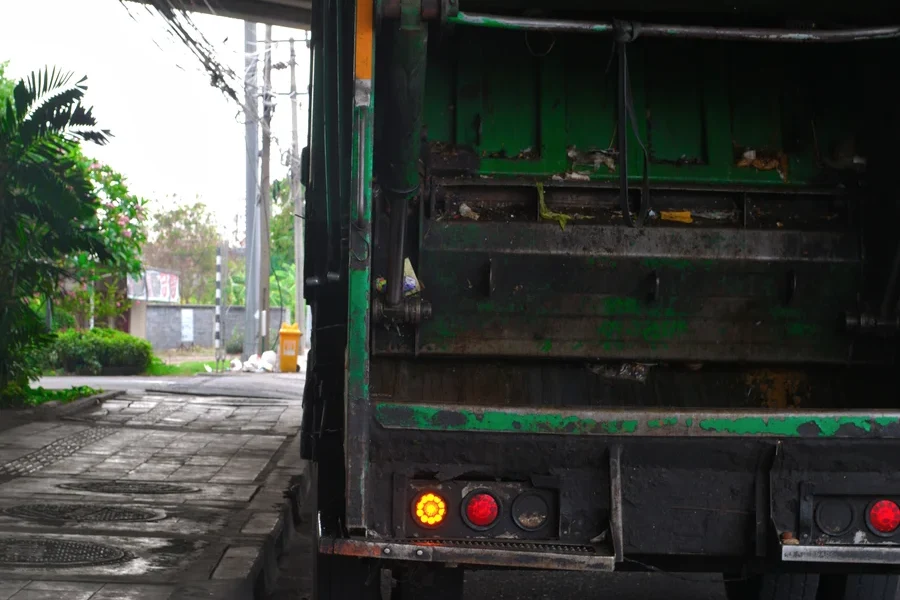 How Garbage Removal Service Keeps Communities Clean in Lancaster, CA How Garbage Removal Service Keeps Communities Clean in Lancaster, CA